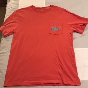 Men’s vineyard vines T-shirt